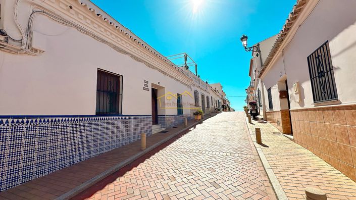 Image No.43-4 Bed House for sale