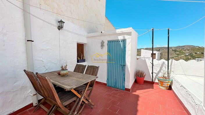 Image No.32-3 Bed Townhouse for sale