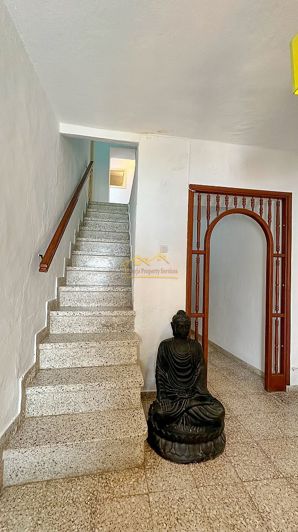 Image No.8-3 Bed Townhouse for sale