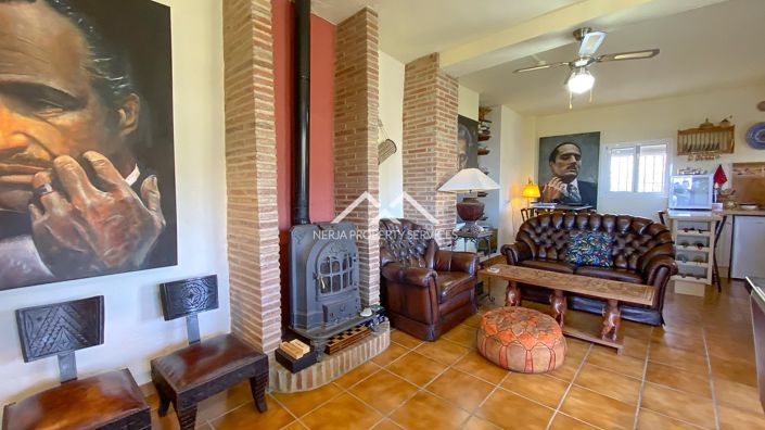 Image No.12-1 Bed Property for sale