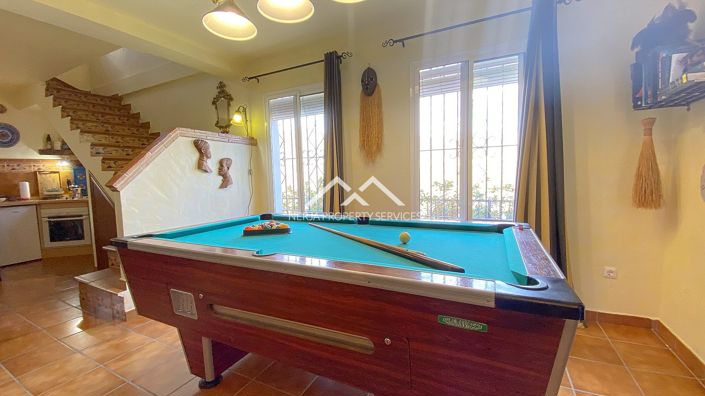 Image No.16-1 Bed Property for sale