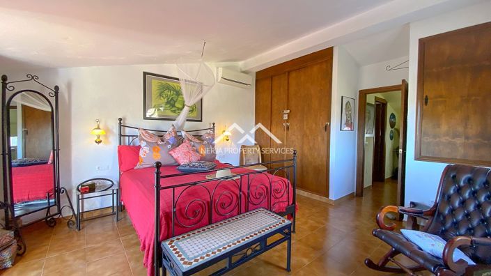 Image No.22-1 Bed Property for sale