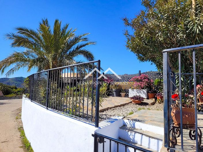 Image No.32-1 Bed Property for sale