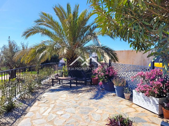 Image No.8-1 Bed Property for sale