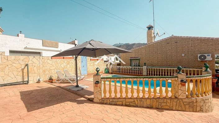 Image No.4-2 Bed Villa for sale