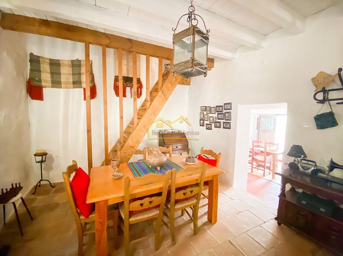 Image No.25-1 Bed Property for sale