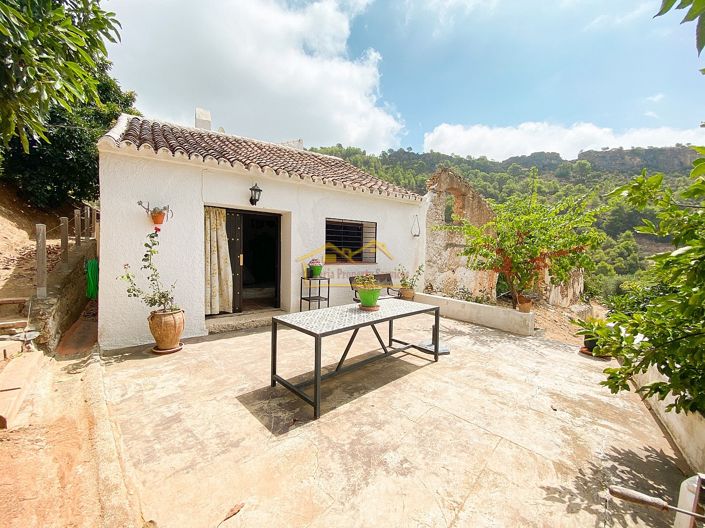 Image No.3-1 Bed Property for sale