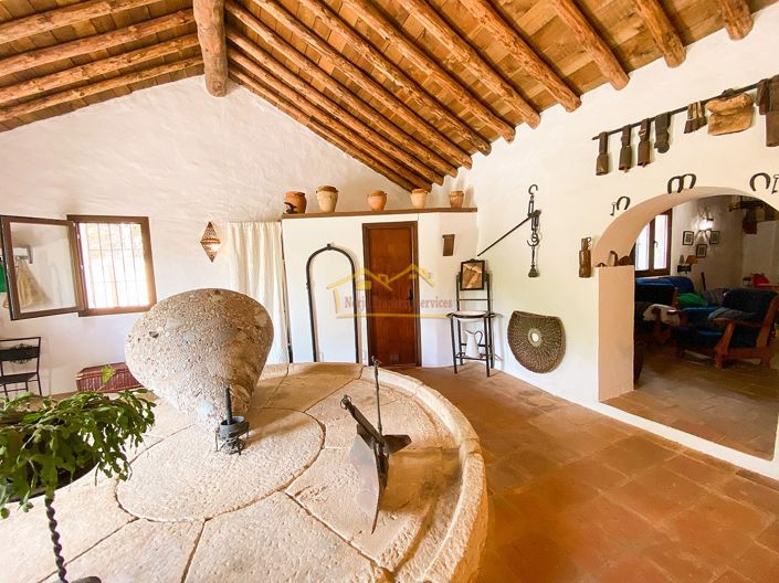 Image No.5-1 Bed Property for sale