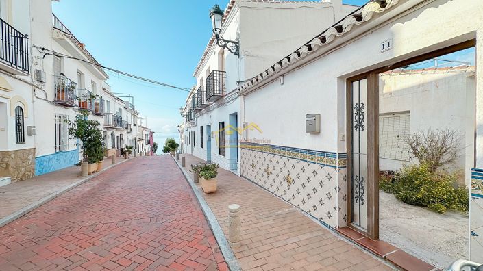 Image No.1-Maison de 3 chambres à vendre à Nerja