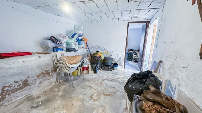 Image No.22-3 Bed House for sale