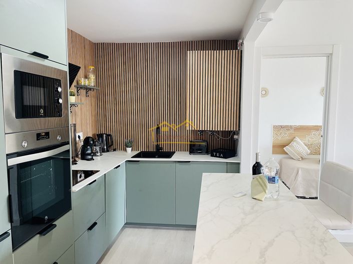 Image No.18-3 Bed Apartment for sale