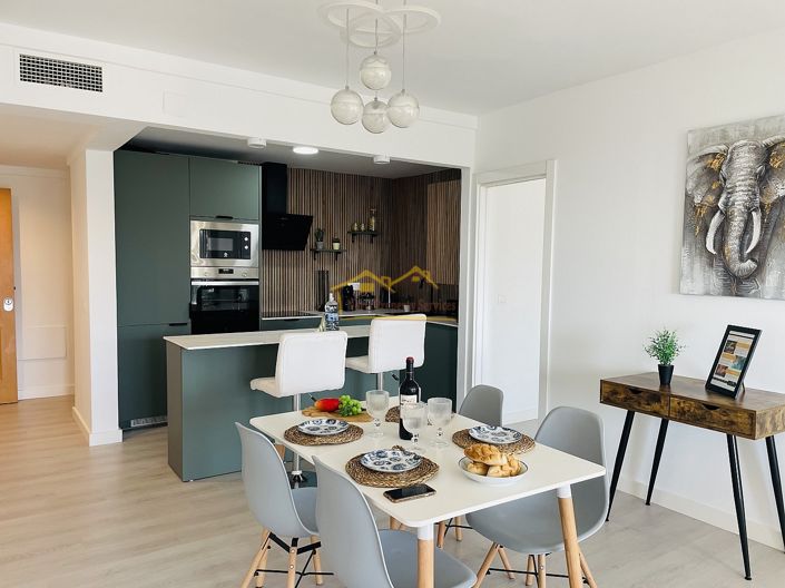 Image No.21-3 Bed Apartment for sale