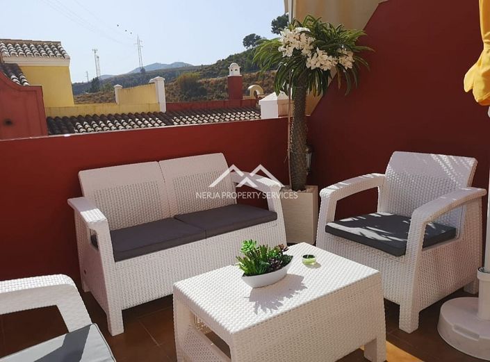 Image No.1-3 Bed Property for sale
