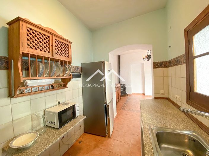 Image No.24-3 Bed House for sale