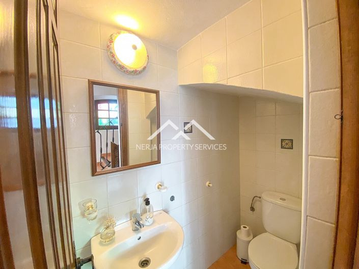 Image No.25-3 Bed House for sale