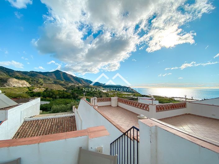 Image No.43-3 Bed House for sale