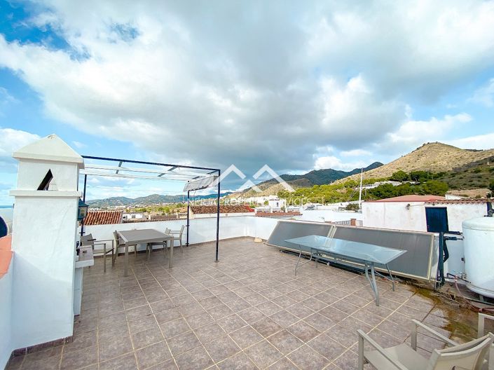 Image No.46-3 Bed House for sale