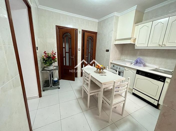 Image No.10-3 Bed Apartment for sale