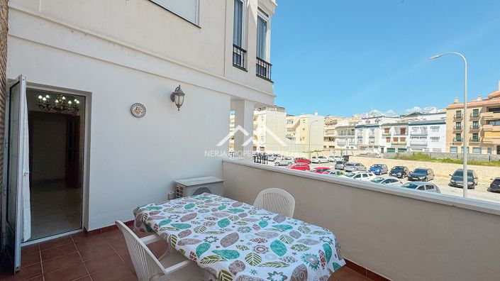 Image No.17-3 Bed Apartment for sale