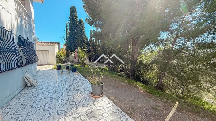 Image No.13-2 Bed Villa for sale