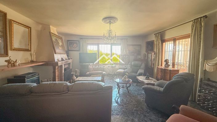 Image No.16-2 Bed Villa for sale