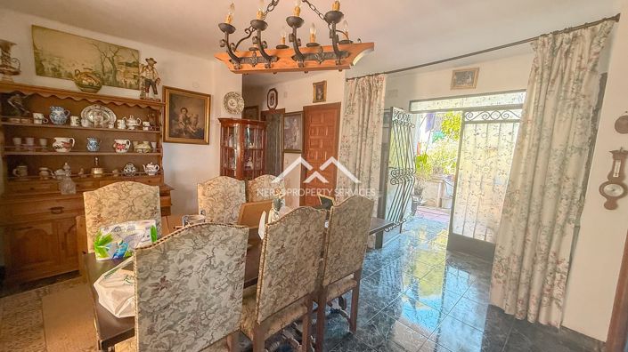 Image No.18-2 Bed Villa for sale