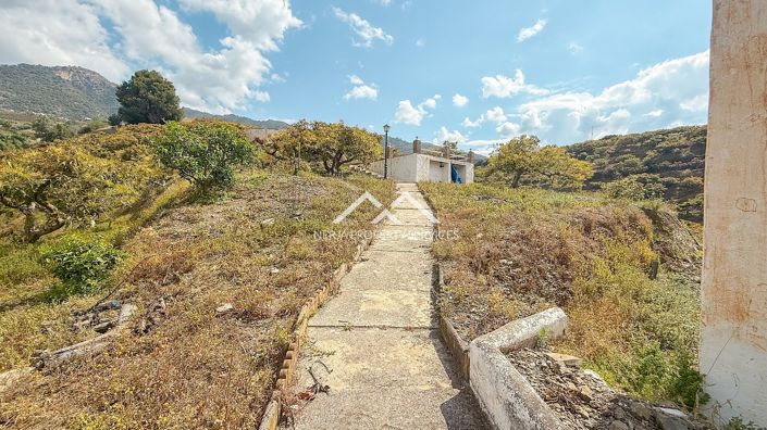 Image No.20-3 Bed Property for sale