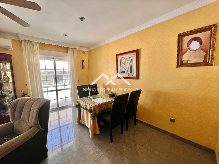 Image No.3-Appartement de 5 chambres à vendre à Torrox