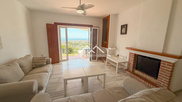 Image No.10-2 Bed Villa for sale