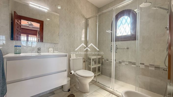 Image No.16-Villa de 2 chambres à vendre à Nerja