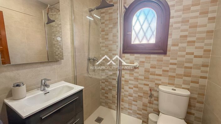 Image No.18-Villa de 2 chambres à vendre à Nerja