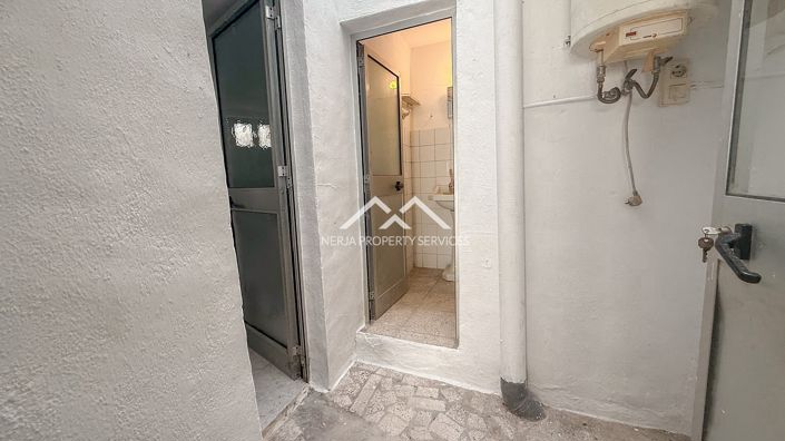 Image No.14-2 Bed Townhouse for sale