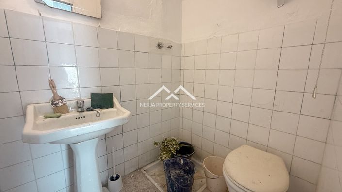 Image No.10-2 Bed Townhouse for sale