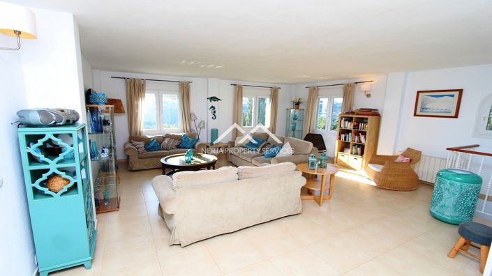 Image No.15-5 Bed Villa for sale