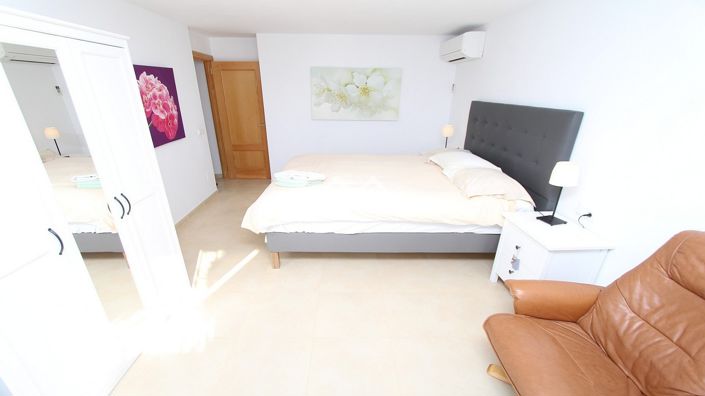 Image No.21-5 Bed Villa for sale