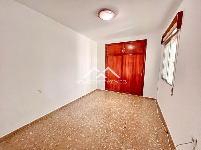 Image No.17-3 Bed Apartment for sale