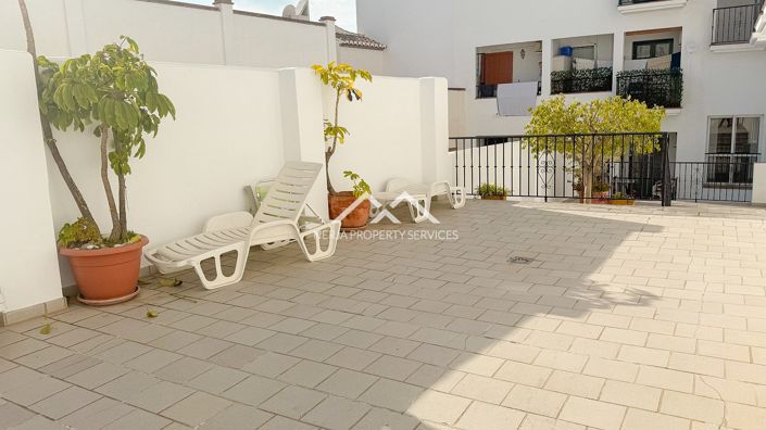 Image No.17-3 Bed Property for sale