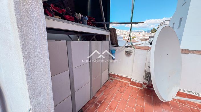 Image No.29-6 Bed Townhouse for sale