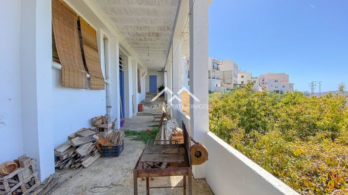 Image No.19-4 Bed Townhouse for sale