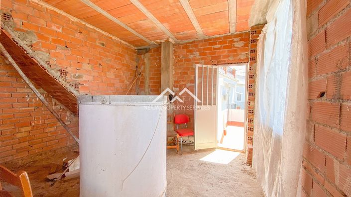 Image No.39-4 Bed Townhouse for sale