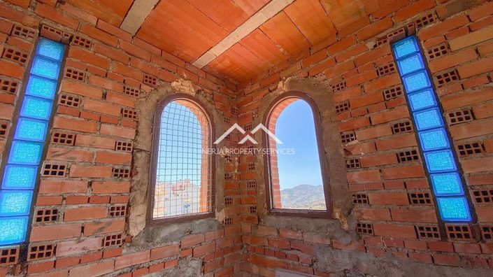 Image No.42-4 Bed Townhouse for sale