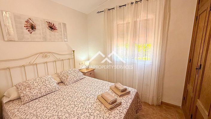 Image No.16-2 Bed Property for sale