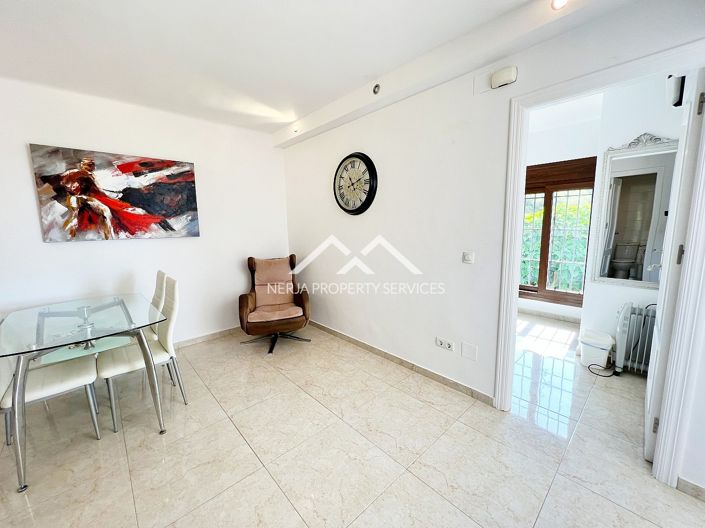 Image No.13-Villa de 2 chambres à vendre à Nerja