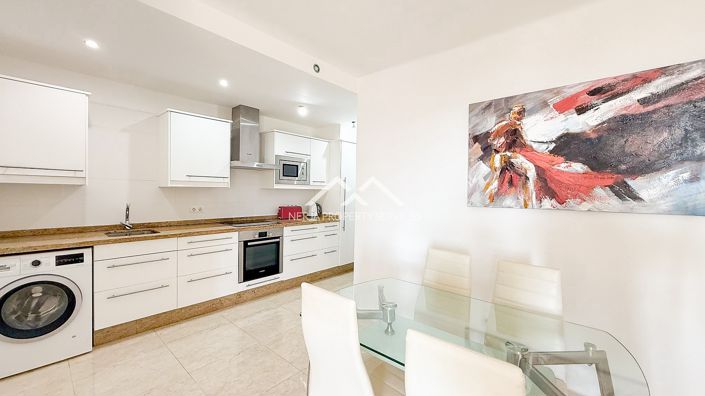 Image No.18-2 Bed Villa for sale