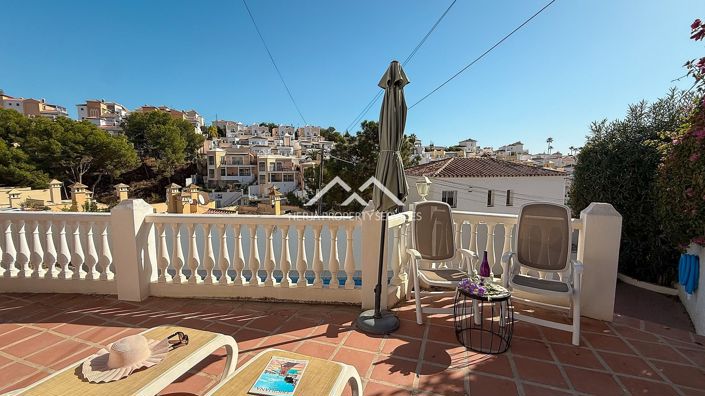 Image No.4-Villa de 2 chambres à vendre à Nerja