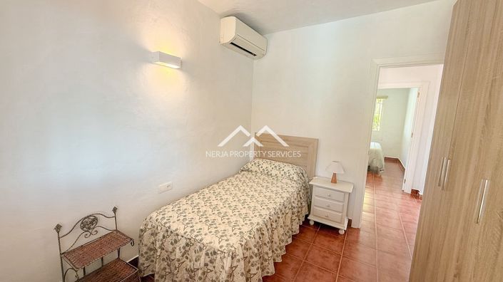 Image No.18-2 Bed Villa for sale