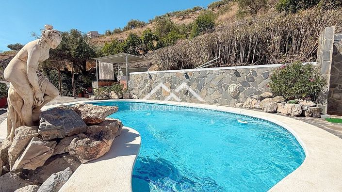 Image No.4-Villa de 2 chambres à vendre à Frigiliana