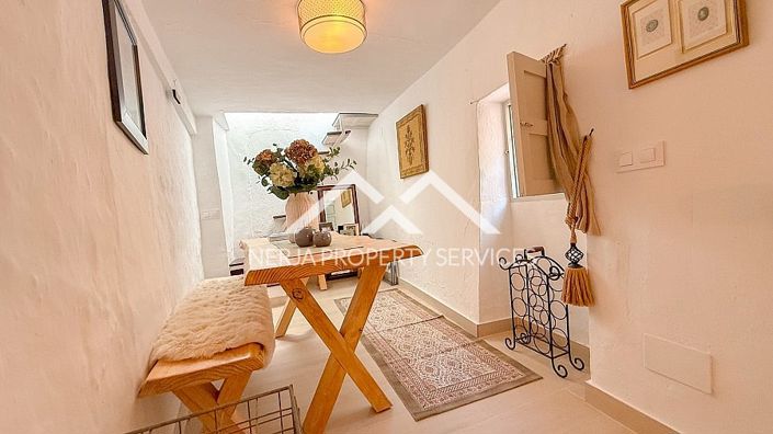 Image No.23-2 Bed Townhouse for sale