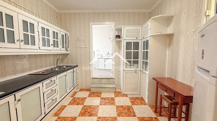 Image No.10-3 Bed Townhouse for sale