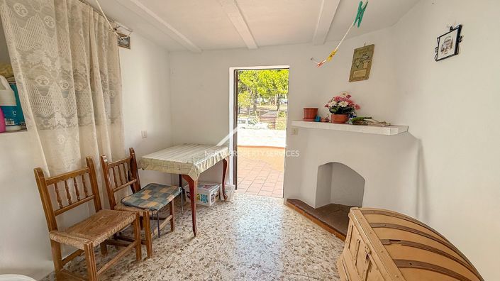 Image No.21-3 Bed House for sale